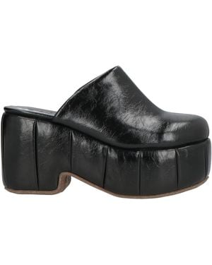 THEMOIRÈ Mules & Clogs - Black