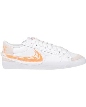 Nike Trainers - White