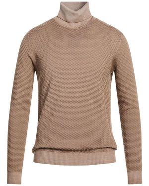 Jeordie's Turtleneck - Brown
