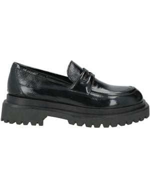 Nila & Nila Loafer - Black
