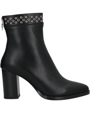 Gai Mattiolo Ankle Boots - Black