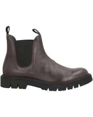 Seboy's Ankle Boots - Brown