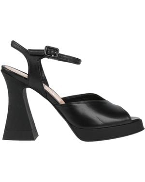 Agl Attilio Giusti Leombruni Sandals Leather - Black