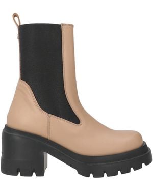 Woolrich Camel Ankle Boots Leather - Black
