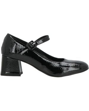 Nila & Nila Court Shoes - Black