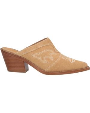 Lola Cruz Mules & Clogs - Brown
