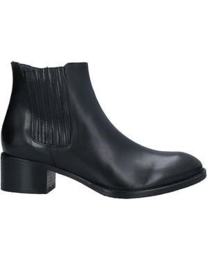 Calpierre Ankle Boots - Black