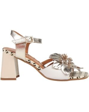Les Tulipes Sandals - Natural