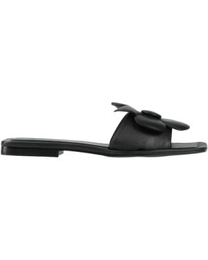 Zinda Sandals - White