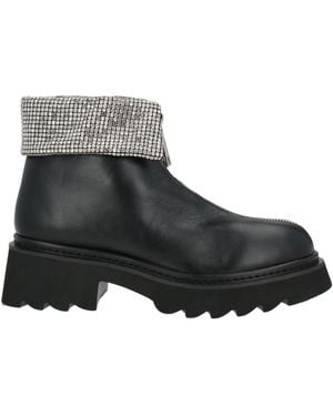 Tosca Blu Ankle Boots - Black