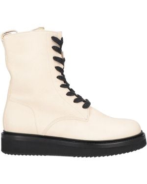 Gentry Portofino Ankle Boots - Natural