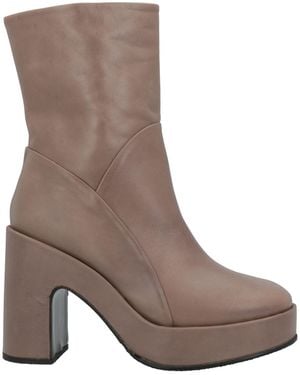 Eqüitare Ankle Boots - Brown