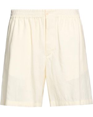 Moncler Shorts & Bermudashorts - Natur
