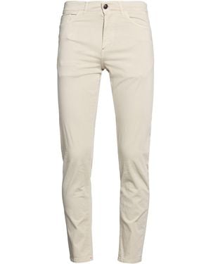 Isaia Hose - Natur