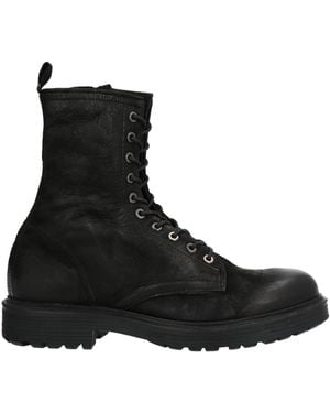 Pawelk's Ankle Boots - Black