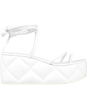 Le Silla Thong Sandals - White