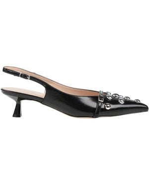 Ovyè Pumps - Black