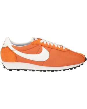 Nike Trainers - Orange