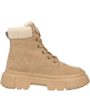 Hogan Ankle Boots - Natural
