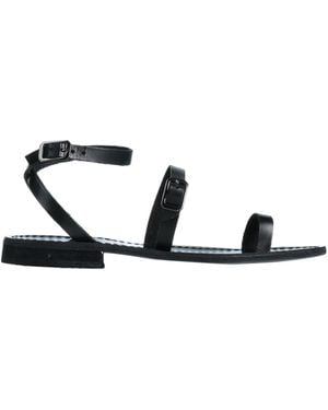 Primadonna Toe Post Sandals - White