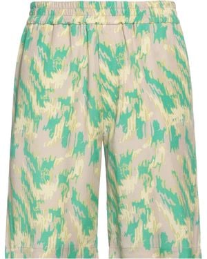 Roberto Collina Shorts & Bermuda Shorts Viscose - Green