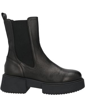 CURIOSITÉ Ankle Boots Calfskin - Black