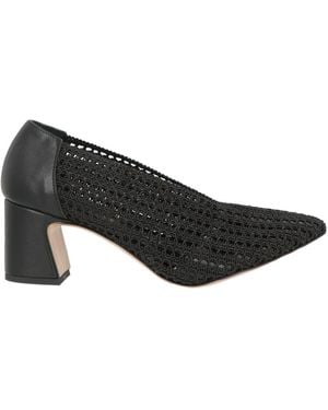 Nila & Nila Court Shoes - Black