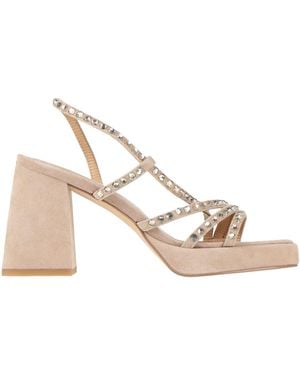 Alma En Pena. Sandals - Natural