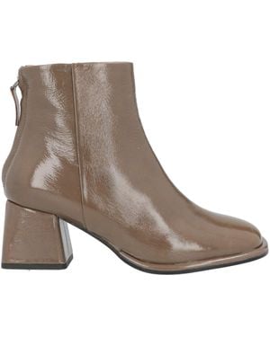 Emanuélle Vee Ankle Boots Soft Leather - Brown