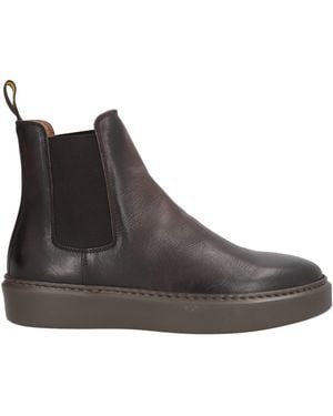 Doucal's Ankle Boots - Brown