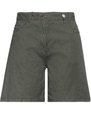 Myths Shorts & Bermuda Shorts Linen, Cotton, Elastane - Green