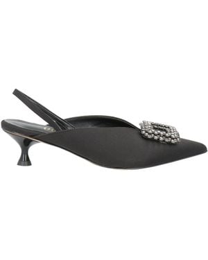 Ovyè Court Shoes - Grey