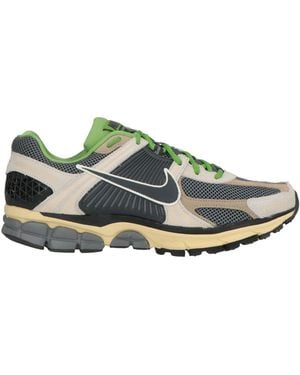 Nike Trainers - Green