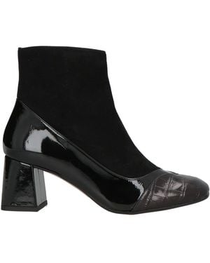 Audley Ankle Boots - Black