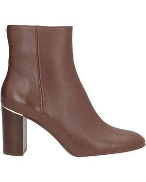 Lola Cruz Ankle Boots - Brown