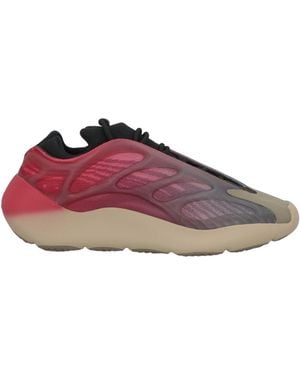 Yeezy Trainers - Pink
