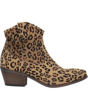 GIO+ Ankle Boots - Brown