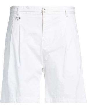 GOLDEN CRAFT 1957 Shorts & Bermuda Shorts - White