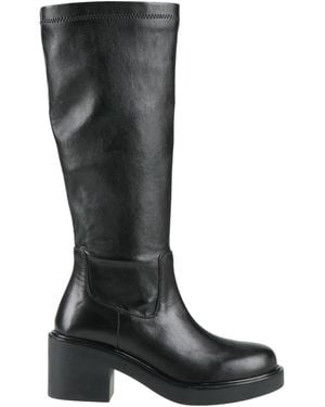 Emanuélle Vee Boot Calfskin - Black