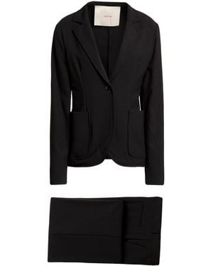 Jucca Suit - Black