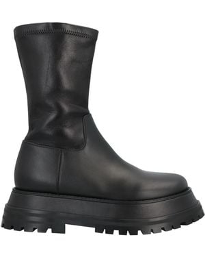 Burberry Boot - Black