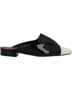 L'Autre Chose Mules & Clogs - Black