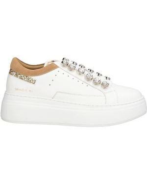 Emanuélle Vee Trainers - White
