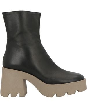 Ovyè Ankle Boots Calfskin - Black