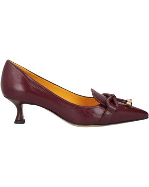 Mara Bini Court Shoes - Red