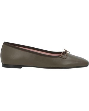 Pretty Ballerinas Ballet Flats - Gray