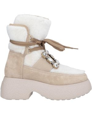 Roger Vivier Ankle Boots - White