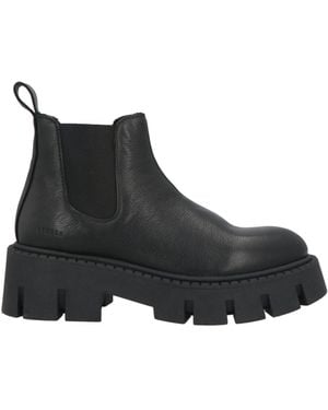 COPENHAGEN Ankle Boots Calfskin - Black
