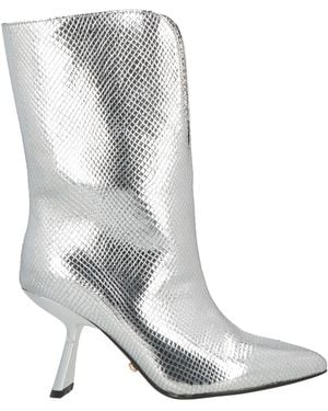 Twenty Four Haitch Ankle Boots - White