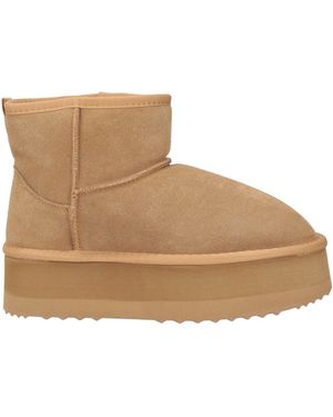 Gaelle Paris Ankle Boots - Natural